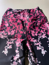 Load image into Gallery viewer, Pink Ombre' Leaves High Waist Pocket Leggings