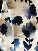 Load image into Gallery viewer, Blue Cornflower High Waist Pocket Leggings