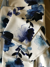 Load image into Gallery viewer, Blue Cornflower High Waist Pocket Leggings