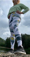 Load image into Gallery viewer, Illuminated Gray Leaves Leggings High Waist