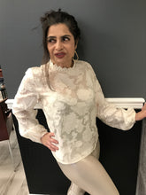 Load image into Gallery viewer, Rose White Embossed Angel Sleeve Top
