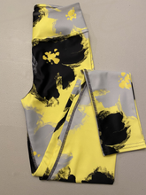 Load image into Gallery viewer, Sunshine Floral High Waist Pocket Leggings
